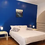 Christian\'S House